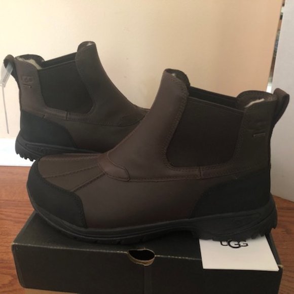 UGG Butte Chelsea waterproof fur leather boot. Cold weather boots. Size: 11, 12 - Picture 9 of 16